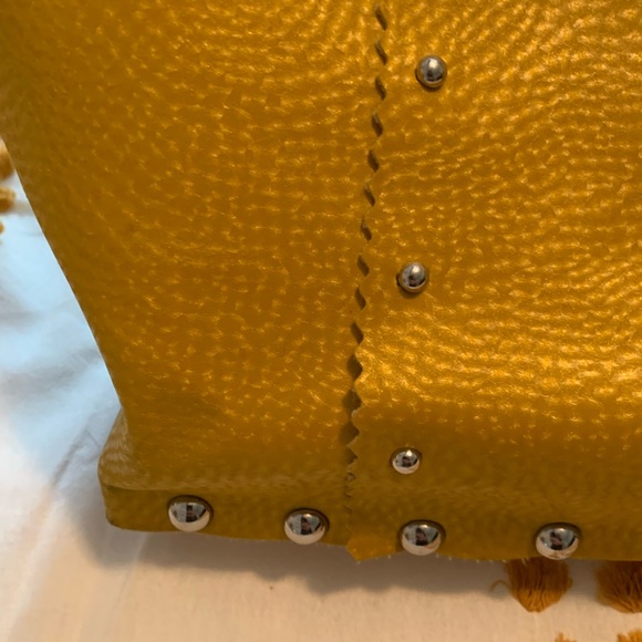 Purse - Picture 2 of 7